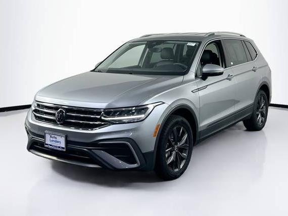 VOLKSWAGEN TIGUAN 4MOTION 2022 3VV2B7AX7NM101730 image